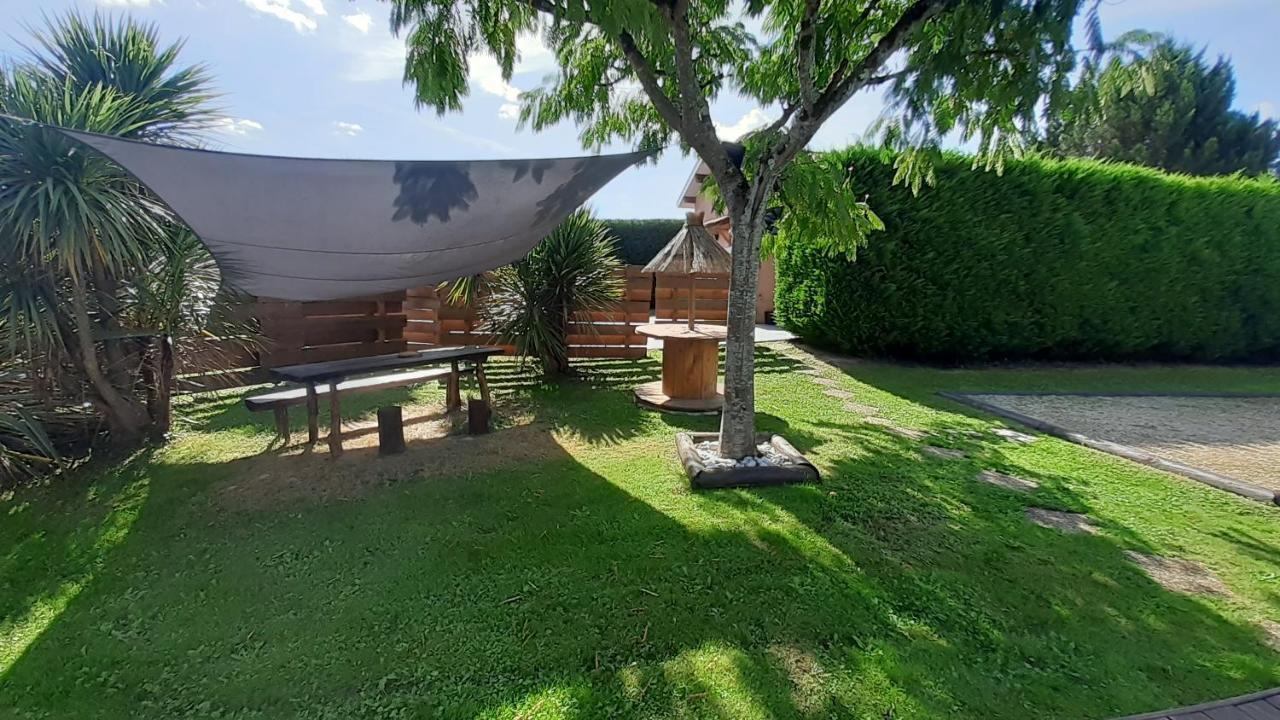 Gite & Chambres D'Hotes - Le Petit Bali Saint-Pandelon Exterior photo