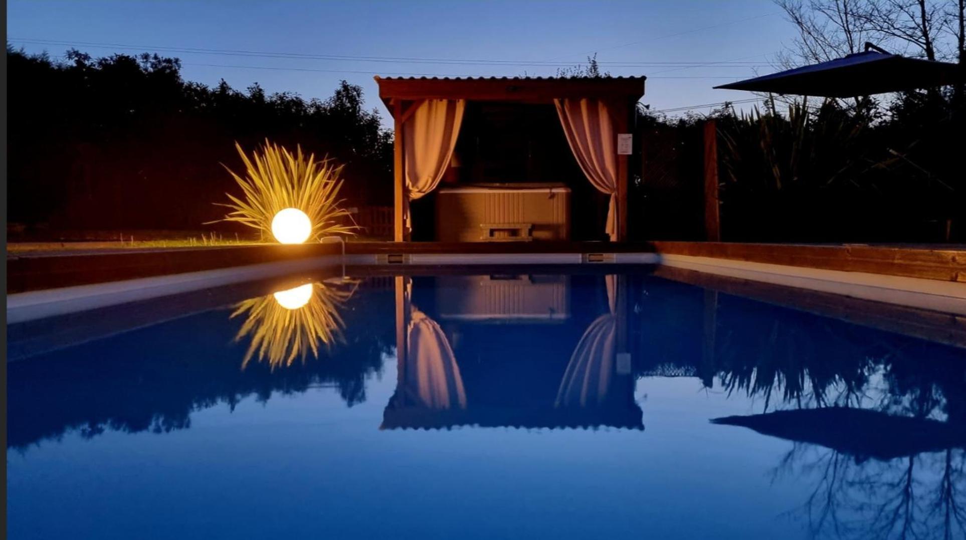 Gite & Chambres D'Hotes - Le Petit Bali Saint-Pandelon Exterior photo